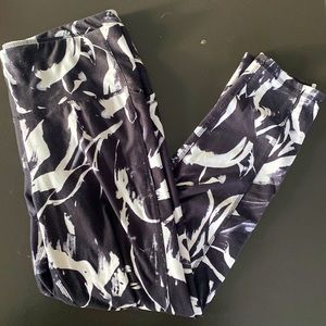 DSG capri leggings (with pockets)